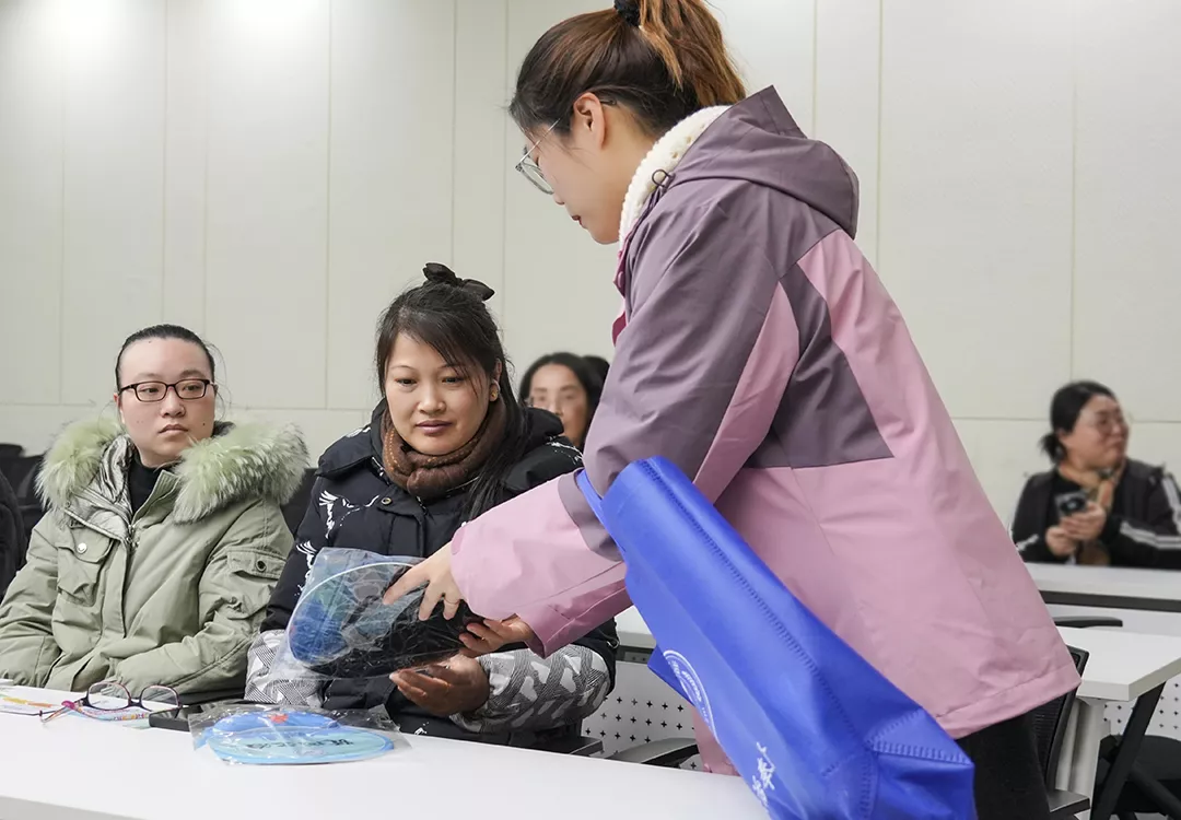 青村政府走進我司開展反電信網絡詐騙安全知識專題講座