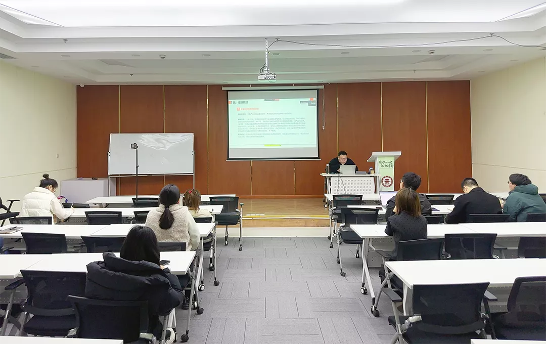 筑牢合規經營 “防火墻”|匯玨科技集團開展合同法律風險防范專項培訓